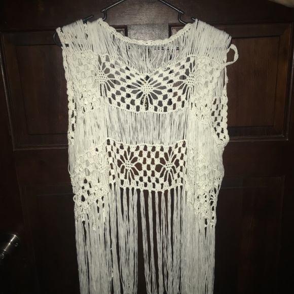 Shaw - Picture 5 of 5